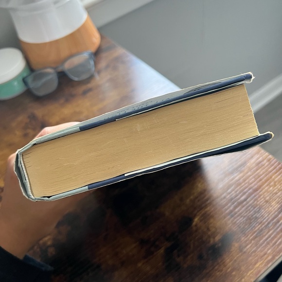 All the Light We Cannot See by Anthony Doerr Hard Cover - Picture 5 of 5